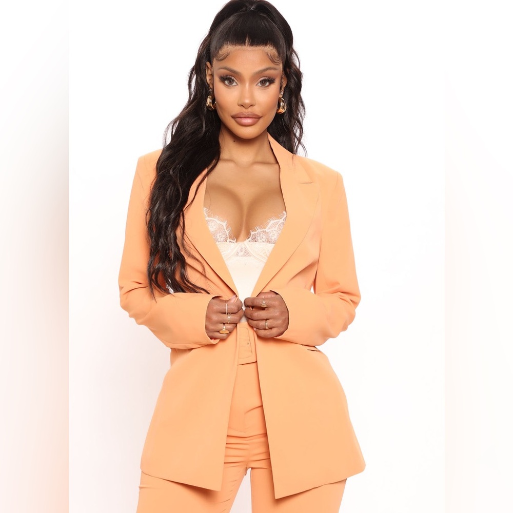 Fashion Nova Peach Orange Women’s Oversized Long Sleeve Blazer Jacket Large NWT